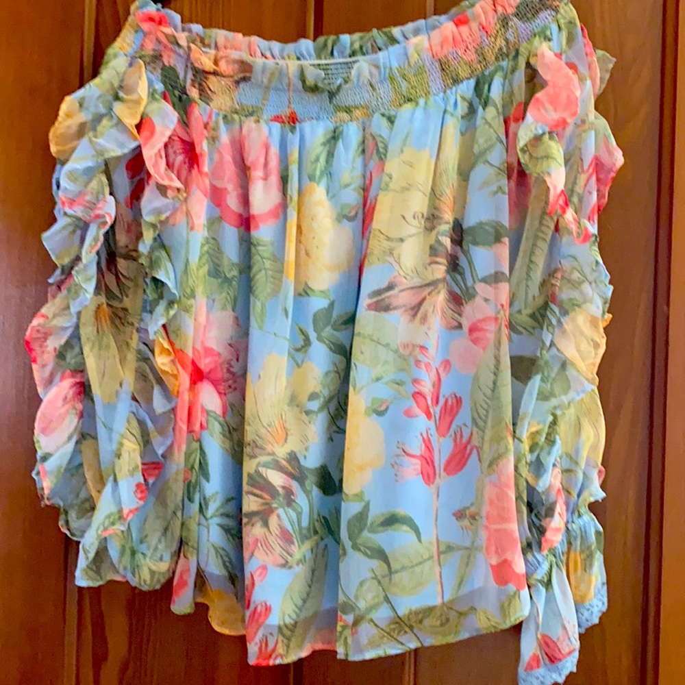 OFF THE SHOULDER FLORAL PRINT WITH RUFFLES BLOUSE